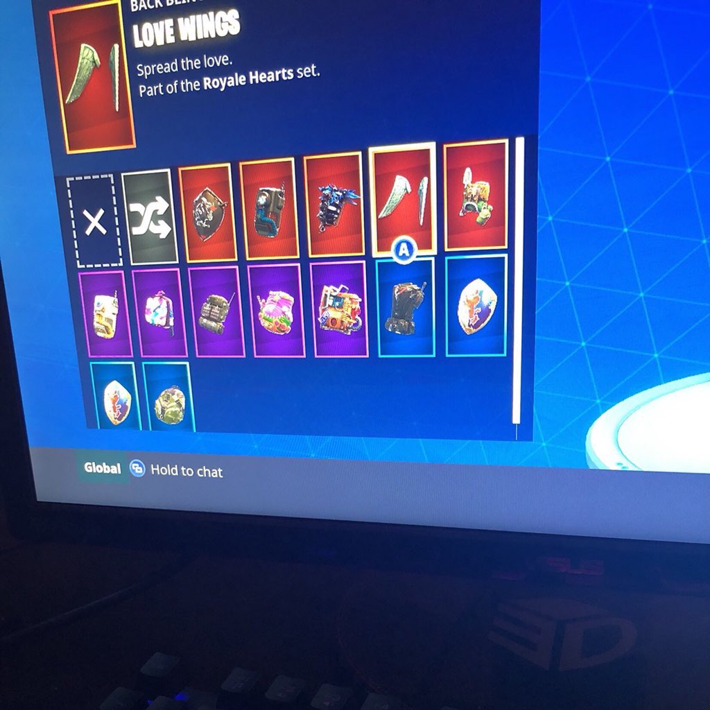 FoRtNiTe tweet media