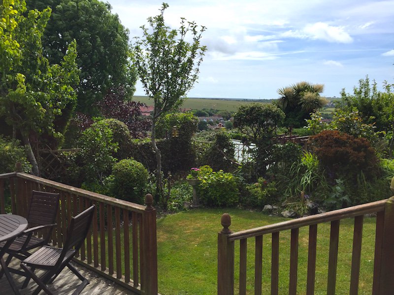 With just over 5 weeks to go, we are going to take a look at each of the 25 gardens opening on the @MacmillanTrail over the weekend of 28th and 29th July. Garden number 7 is Shepherds, 1 Martyns Close Ovingdean  macmillangardentrail.co.uk #sussex #charity #cakes