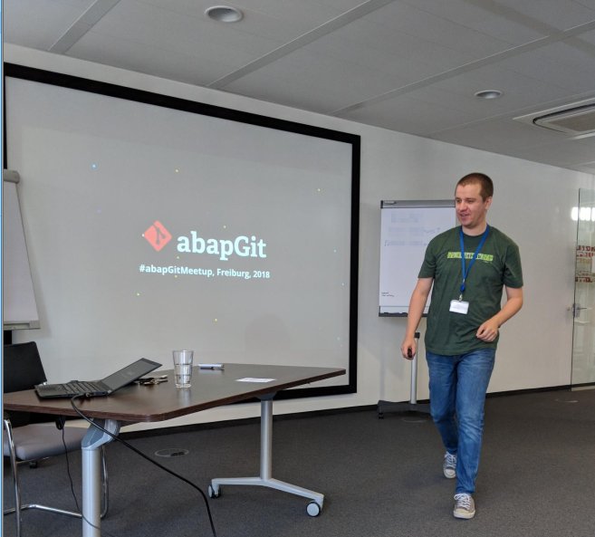 KoningsJohannes's tweet image. #abapGitMeetup starting with a presentation by @LarsHvam