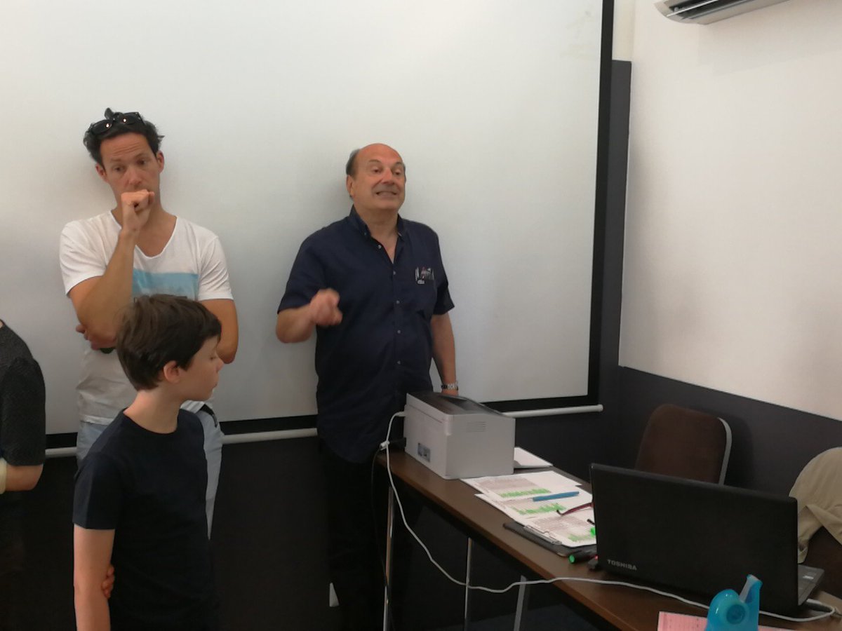 ParisEchecs's tweet image. Lancement de la finale des Grands Prix jeunes de Paris à l&apos;Espace Hermès dans le 11ème arrondissement de Paris ! #chess #échecs @ParisEchecs @IDFechecs @ffechecs @EuropeEchecs @Mairiedu11 5 rondes de 1h + 30s / cp