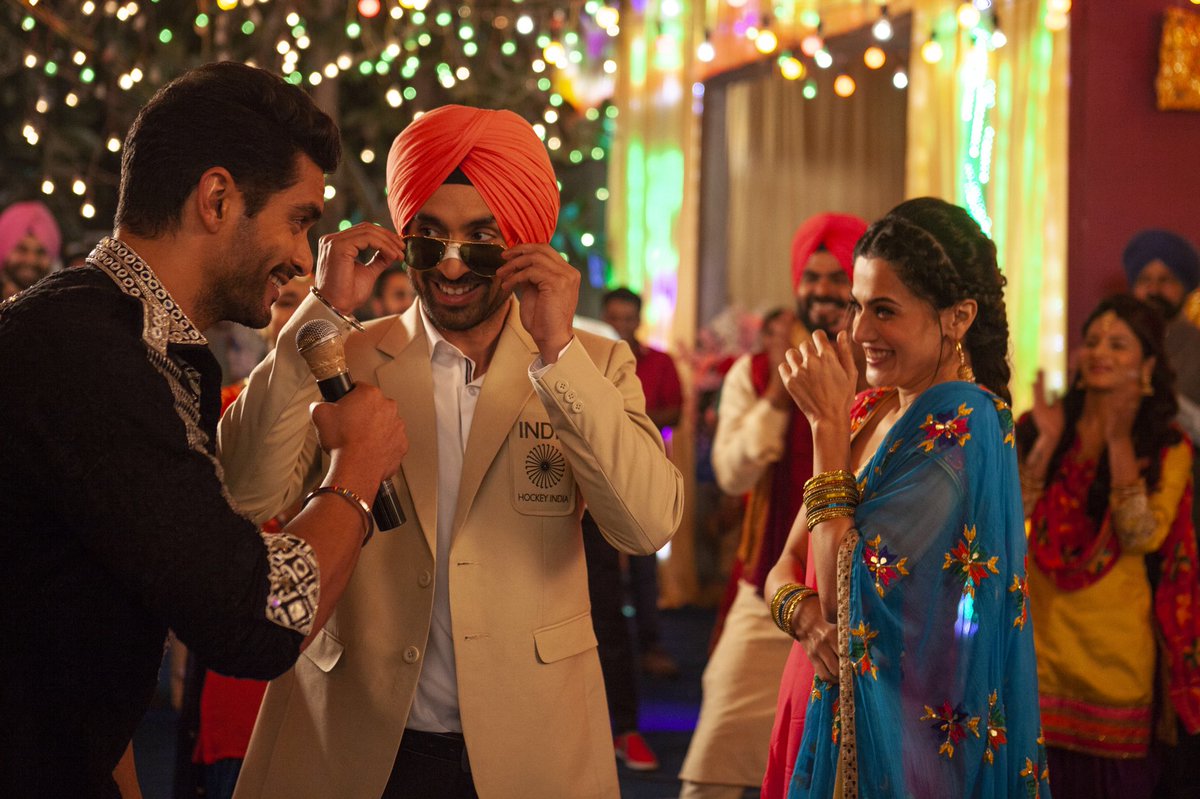 And that’s what happens when Bedi takes the mic over ! 
#GoodManDiLaaltain song out now ! 
#Soorma 13th July