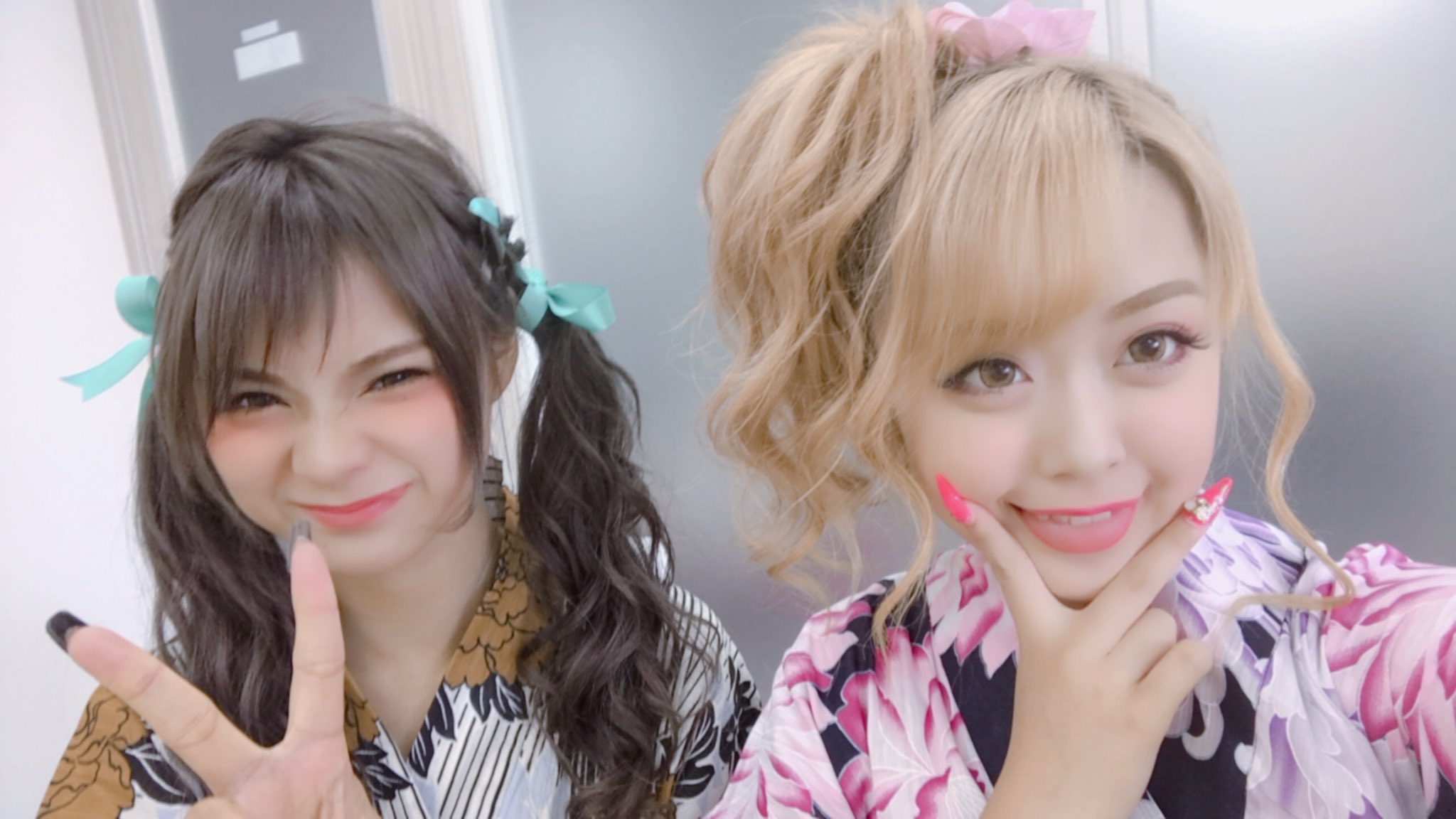 みりちゃむ 大木美里亜 今年の夏に着てみたい って選んだ浴衣をeggモデルでyoutubeで紹介してるよ それぞれの浴衣にあったヘアアレンジとかメイクとかも紹介してるから見てねん Egg ギャル 浴衣 Sweetangel T Co R4lpaziprm T