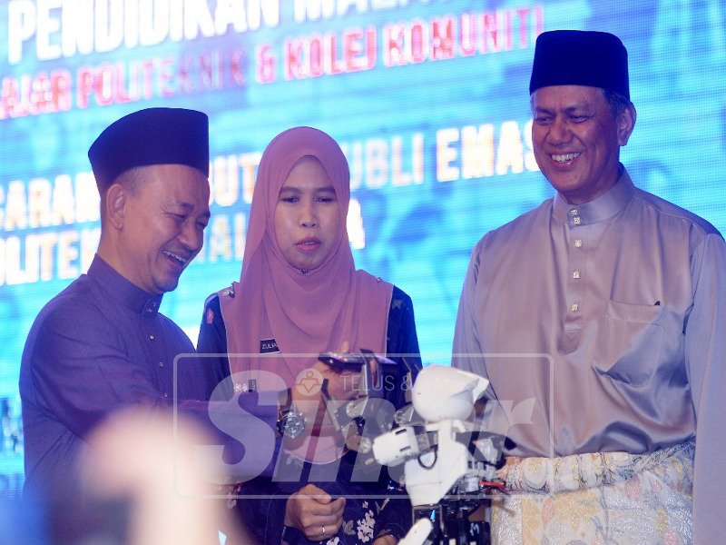 Kaji penggunaan alat peranti elektronik di sekolah
sinarharian.com.my/nasional/kaji-…