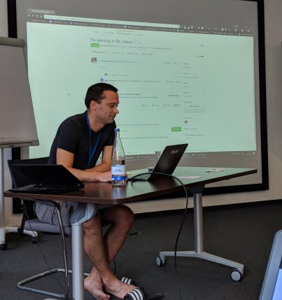 KoningsJohannes's tweet image. Live merging to #abapGit by @chris_guenter 
Fun fact: it was his first merge 😀
 #abapGitMeetup