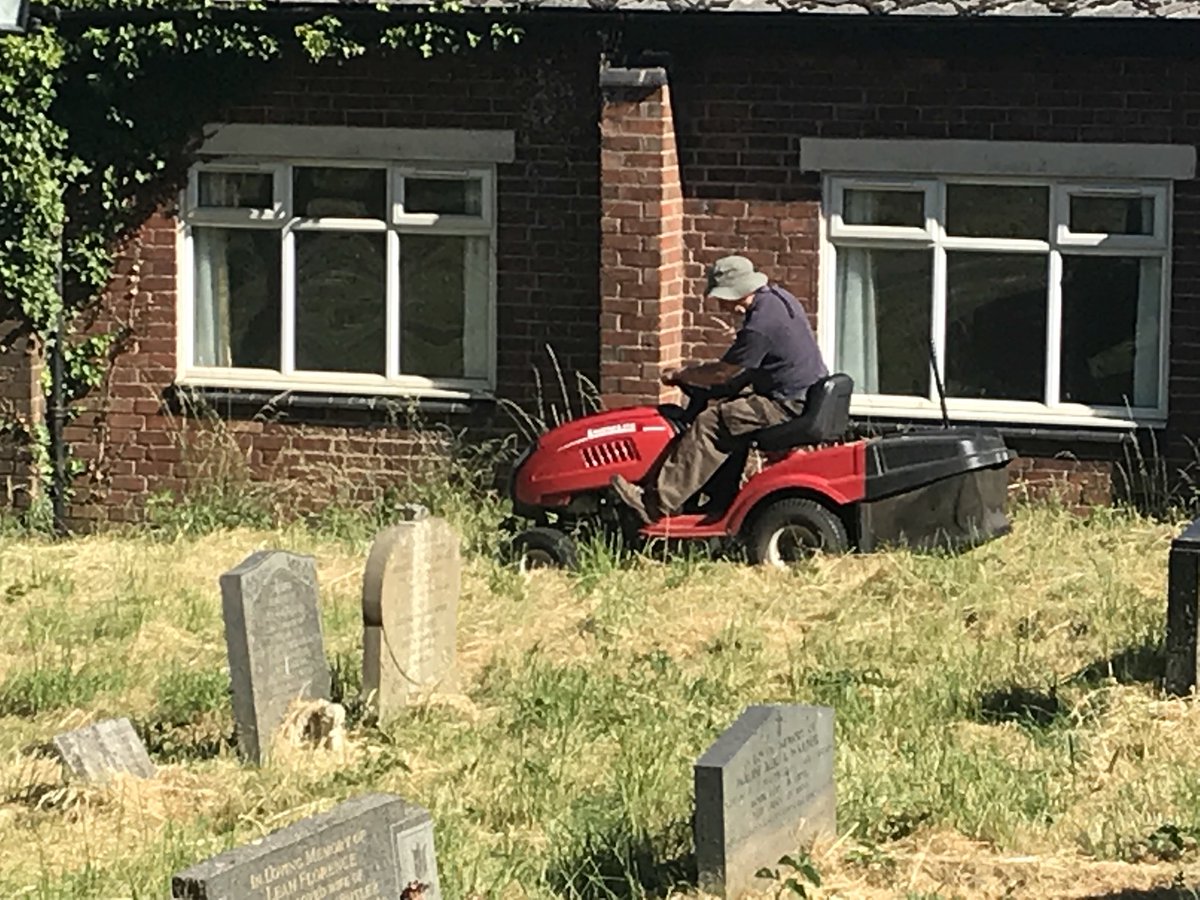 OurParishWLS's tweet photo. Weβre spending this morning clearing #OverWhitacre churchyard. Amazing people are arriving with strimmers, shears, rakes and smiles! #volunteers #community @nwarkscommunity @cofebirmingham https://t.co/wgDtdYtAE2