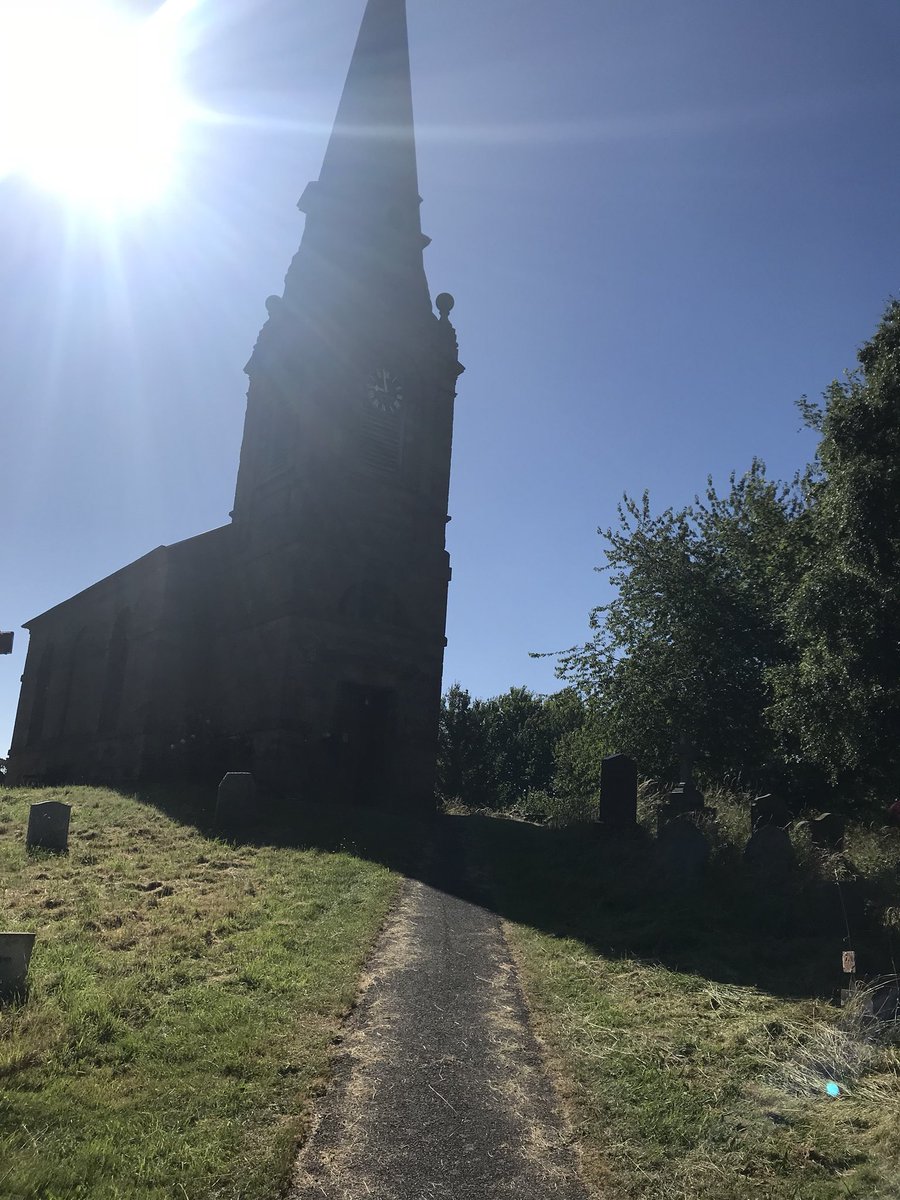 OurParishWLS's tweet photo. Weβre spending this morning clearing #OverWhitacre churchyard. Amazing people are arriving with strimmers, shears, rakes and smiles! #volunteers #community @nwarkscommunity @cofebirmingham https://t.co/wgDtdYtAE2