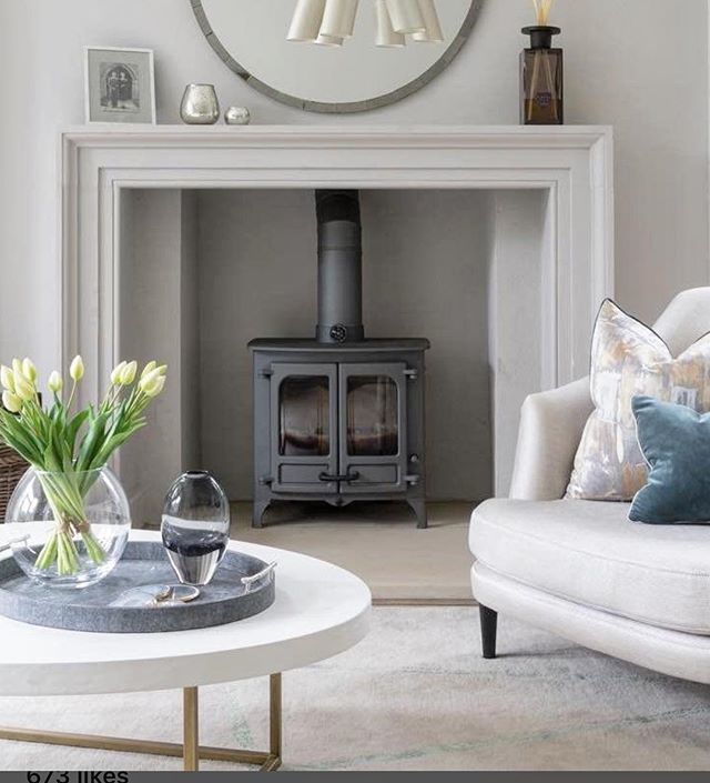 A stunning installation of the @charnwoodstoves Island #woodburningstove this gorgeous room was designed by @sophiepeckettdesign and photographed by one of our favourite interior photographers @paullmcraig follow these guys for more inspiration for your homes. #woodburners #…