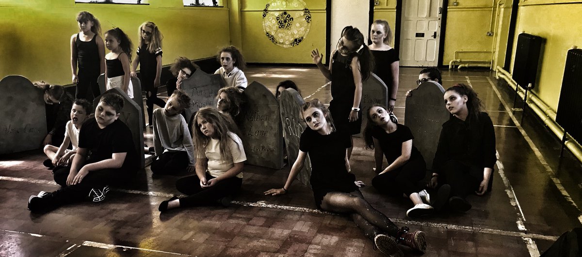 It’s music video filming day here at StageScreen! #addamsfamily #dramaschool #musicvideo