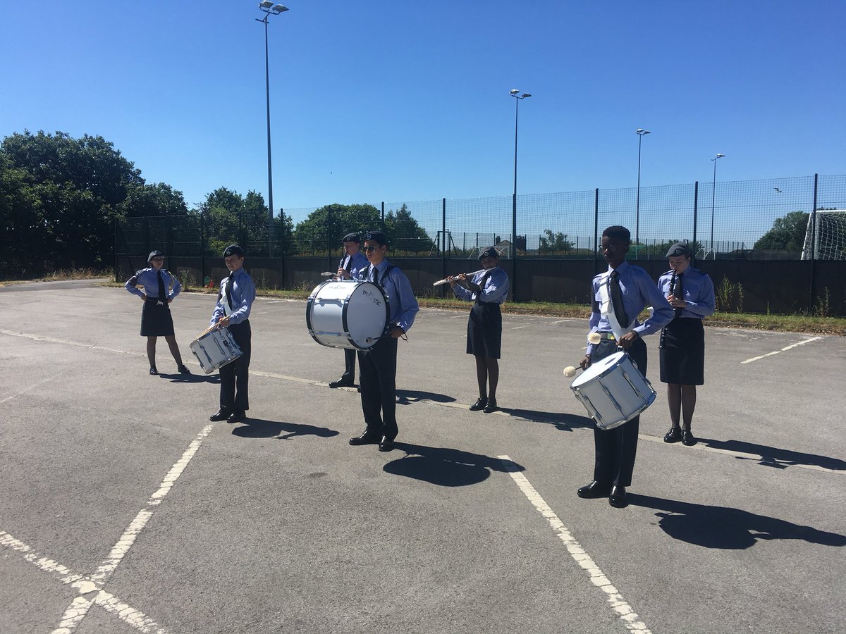 A little pre-parade warm up.