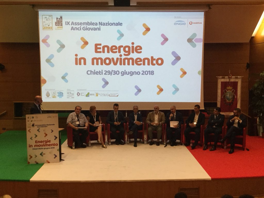 Come creare nuove opportunità per le Comunità con i partenariati pubblico/privato.
Se ne parla con molte figure del settore imprenditoriale ed amministrativo. 

#AnciGiovani2018 #EnergieInMovimento #Chieti