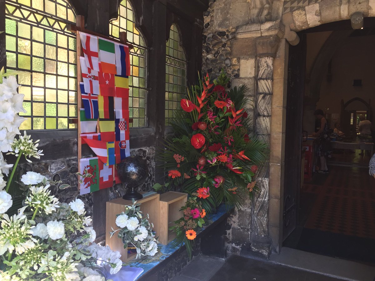 StWeald's tweet photo. A sample of the #flowers on show at St Peter’s Church this weekend. #PatronalFestival https://t.co/ls7QWDVUdM