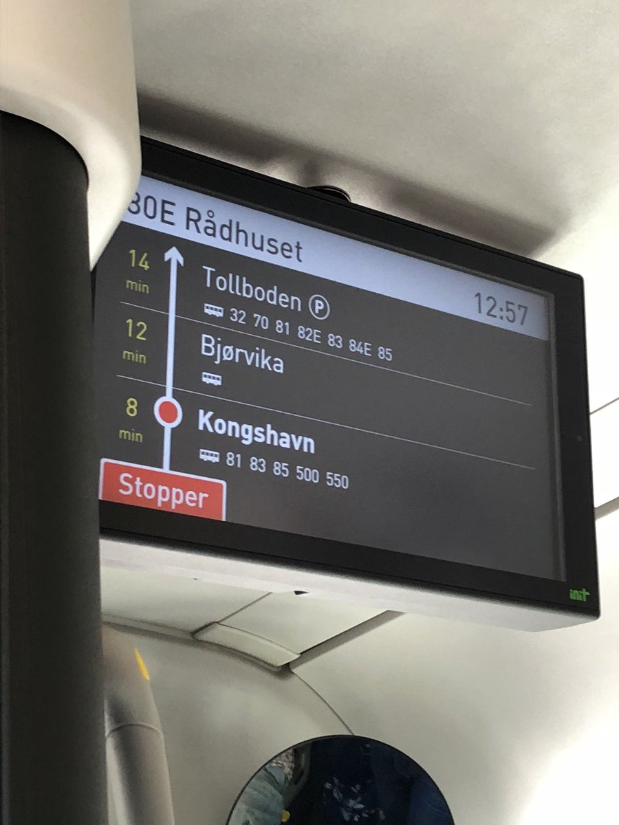 n_loken's tweet photo. @Ruter Hva betyr P-tegnet bak Tollboden, tro? https://t.co/9JpmB1wONC