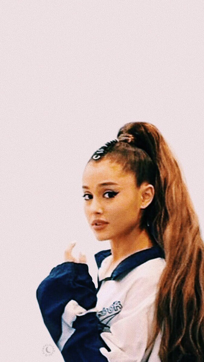 ArianaLocksBaby's tweet photo. new Ariana Locks!🎬rt/like if you saved (be honest)🍂~bella♡ https://t.co/nToSwedLDi