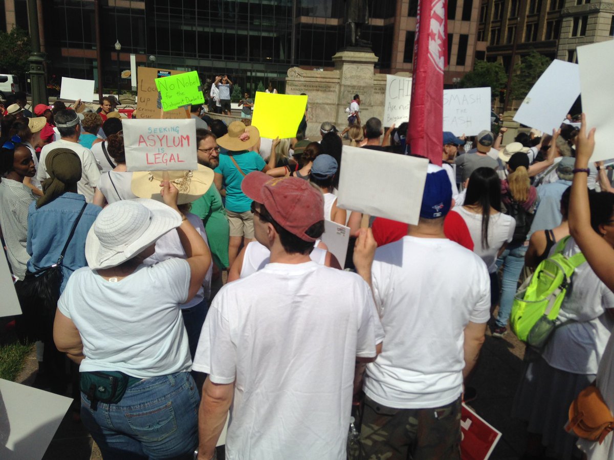 JoshTheLink's tweet photo. Great turnout at the Columbus #FamilesBelongTogether Rally. https://t.co/KAPOXZBA5f