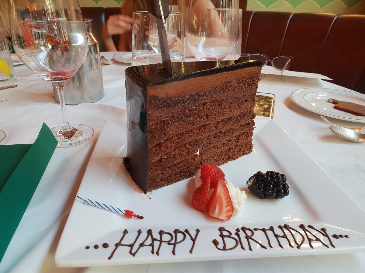 wp257's tweet photo. Birthday lunch #SmithAndWollenskys #Embankment #AdelphiBuilding #47Today https://t.co/j3sXcPPnXe