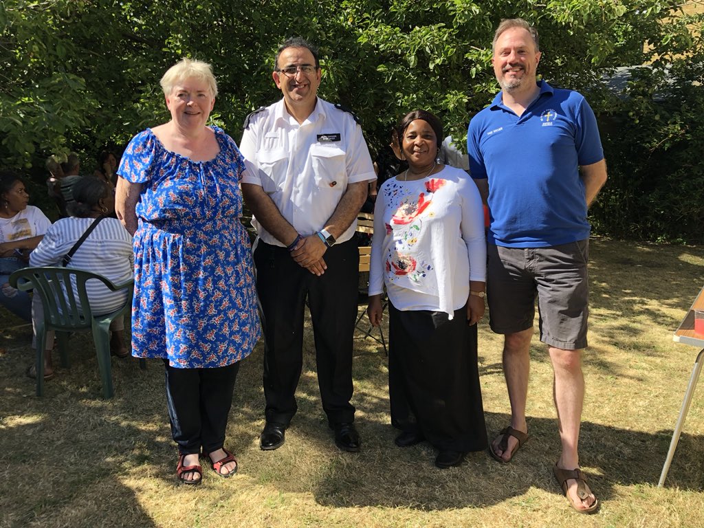 MPSEnfield's tweet photo. #Faithcom amazing day as Faith officer last garden fete at @StJamesEnfHwy. As always great welcome and introduced to so many wonderful people. SMS https://t.co/ouFFAZsKh2