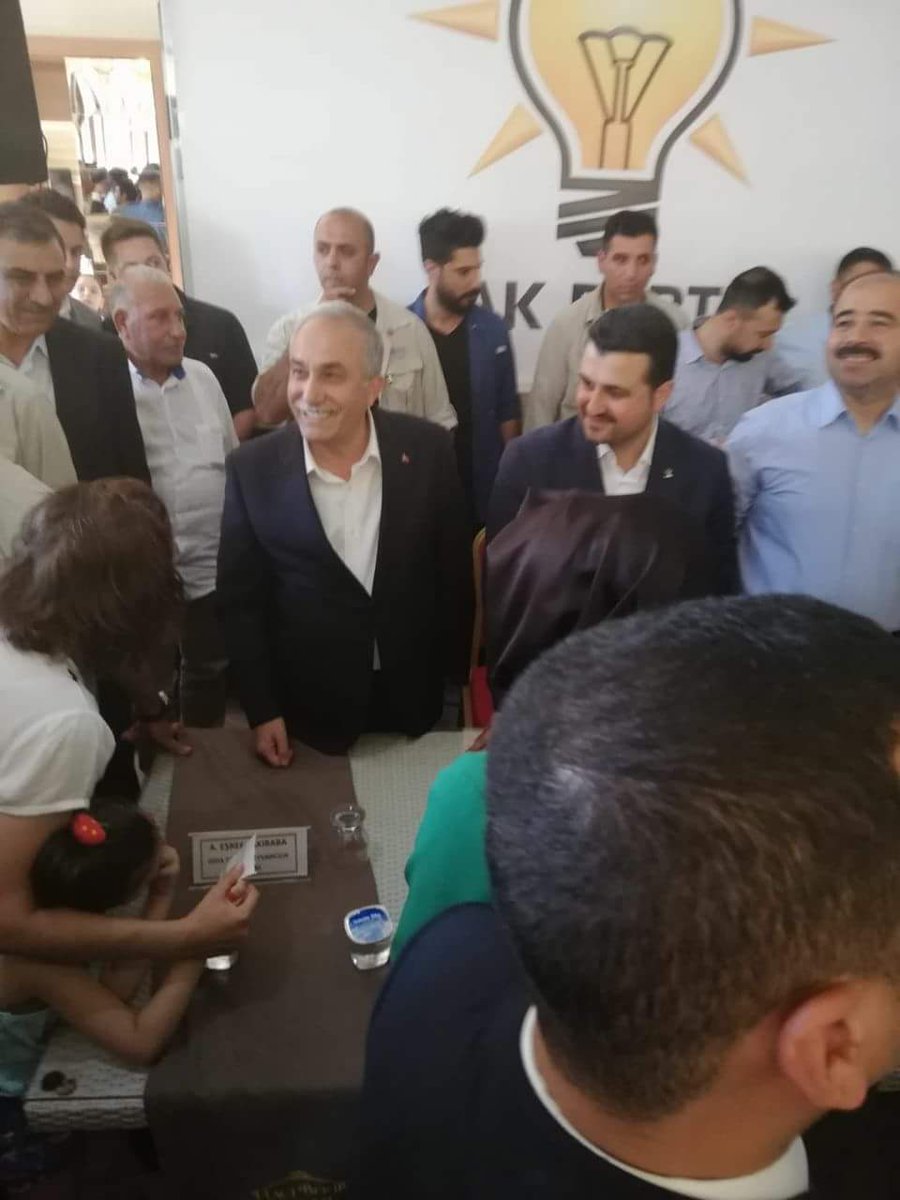 <a href="/tcbestepe/">T.C. Cumhurbaşkanlığı</a> Halkın talepleri seçim bitene kadar mıydı?
DEVAM dedik yine işsiziz yine Atama yapılmıyor
2016 Kpss puanlarımız yanmak üzere.
Reis  <a href="/RT_Erdogan/">rt_erdogan</a> 
GTHB ye neden kadrolarımıza imza vermiyor <a href="/naci_agbal/">Naci AĞBAL</a> <a href="/jsarieroglu/">Jülide Sarıeroğlu 🇹🇷</a> <a href="/aefakibaba/">Dr. Ahmet Eşref FAKIBABA</a> 
Neden heee tamammm diyerek geçiştiriliyoruz?