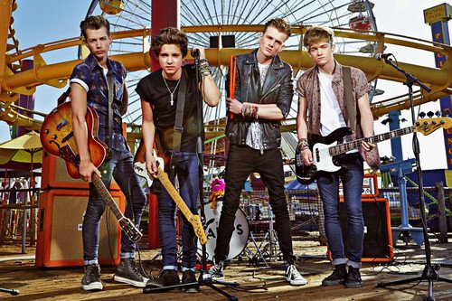 luvgilchrist's tweet image. Please play Hair Too Long- The Vamps. Thanks a lot. @995PlayFM @KatzSalao @_jazreyes @angeloandres #FirstThing995