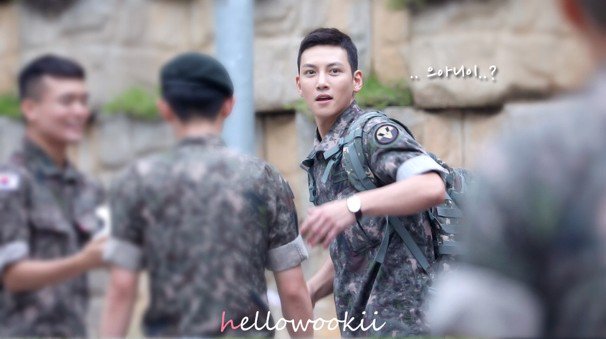 JcwThaiByNaja's tweet photo. พรุ่งนี้จิได้เลื่อนยศแว้ว  

Credit @hellowookii 

#จีชางอุค #지창욱  #Jichangwook 
#พลทหารอุคจ๋า #อุคจ๋า https://t.co/KxSc5Q73c8