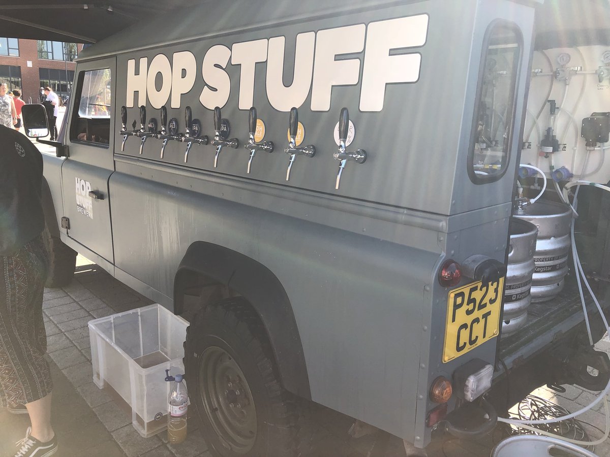 BWYK9's tweet photo. Now this, is our kind of #LandRover !!
#Hopstuff in attendance at the #GreenwichGetTogether in #Woolwich today. https://t.co/UuxCNpt8Eh
