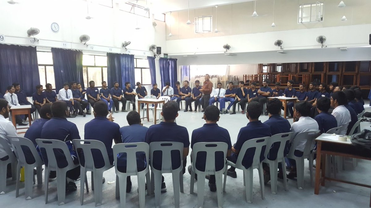 MaradhooSchool's tweet image. RT @CHSE_HighSchool: Life Skill sessions conducted by our team of life skill trained facilitators (fellow teachers) for grade 12 students. #Prepforlife #TakeInitiative #LeadershipDevelopment @UfaaMv @EducationMV @aishathshiham @HusnuAfrose
