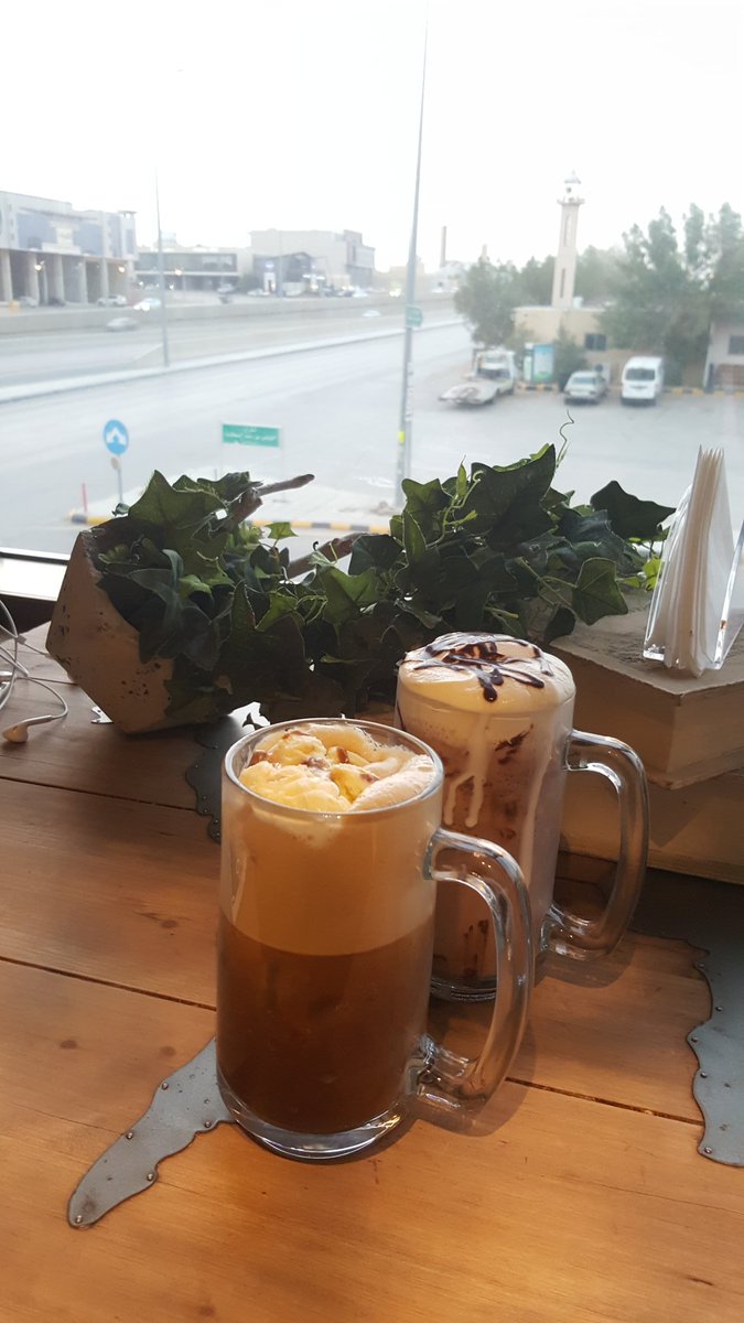 زيارة سريعة لكوفي <a href="/sweetandslty/">حالي ومالح</a> حي الأزدهار المكان هادي وجميل ويستاهل تجربه جلسات العوائل فيها بارتشن .
#مطاعم_الرياض
#كوفي