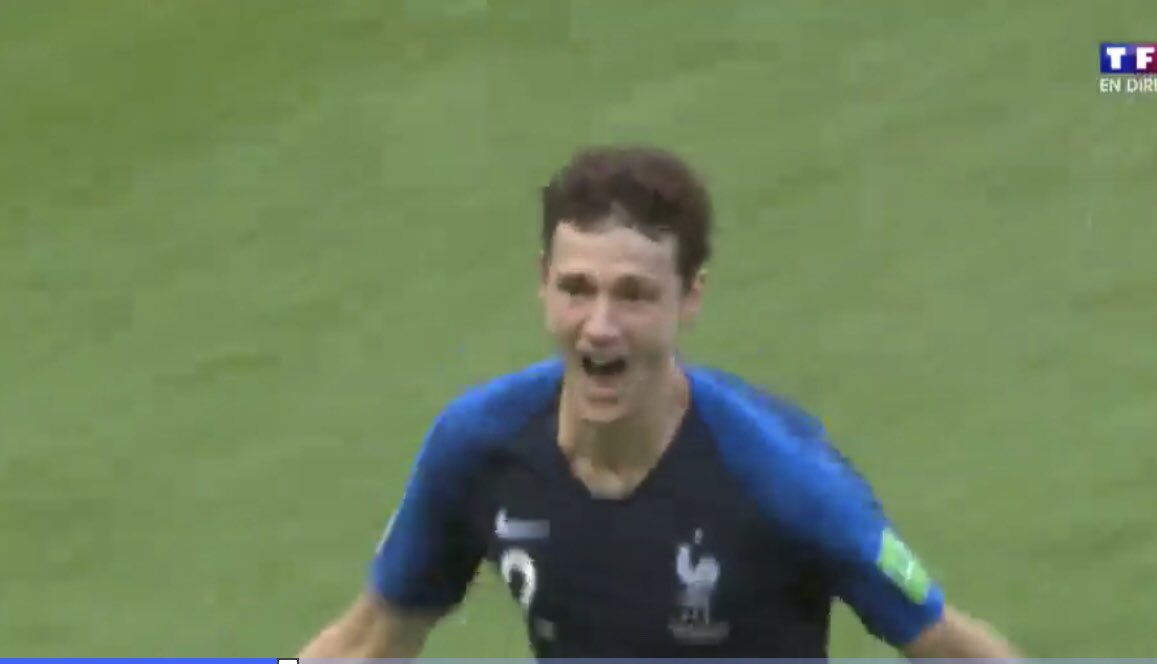 inshfirmier's tweet photo. Quand t’as rien branlé pendant 3ans et que t’apprends que t’as le bac avec mention https://t.co/0AJslZaqsj
