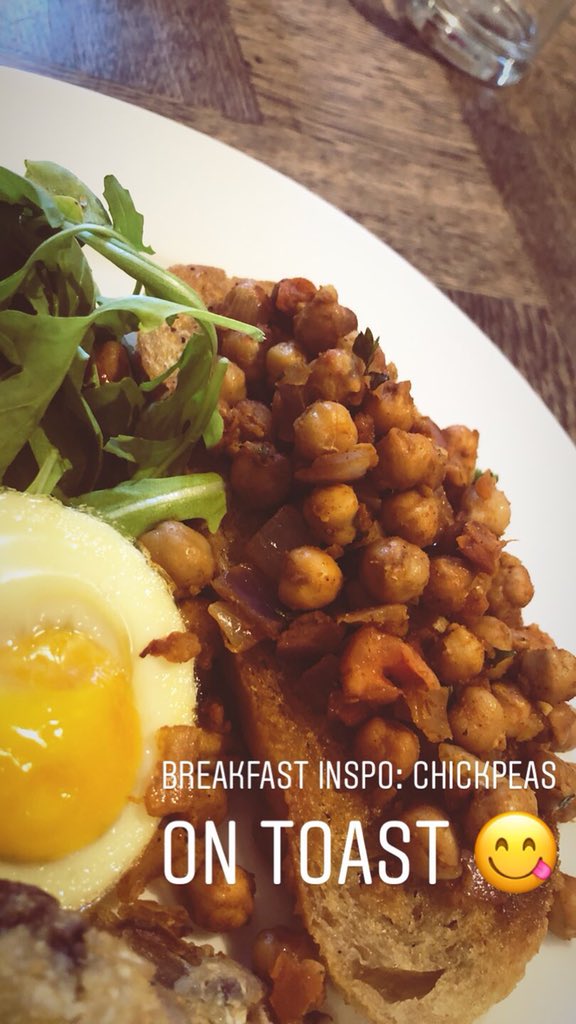 Met, and giggled with, Bristol’s health and wellness influencers @HBloggersCom <a href="/thecrazyfox1/">The Crazy Fox</a> this morning. What a lush bunch of genuine, knowledgeable writers and bloggers #bristol