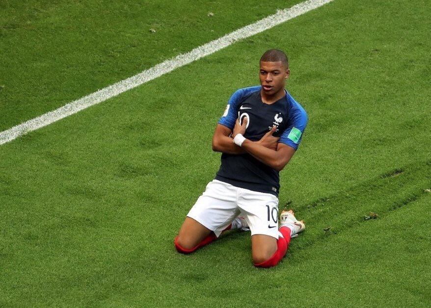 tboss_guy's tweet photo. Who's your man of the match? 🧐😒😂

Retweet for Mbappe 

Like for Messi 

#FRAARG #Worldcup https://t.co/mAkF7CHp08