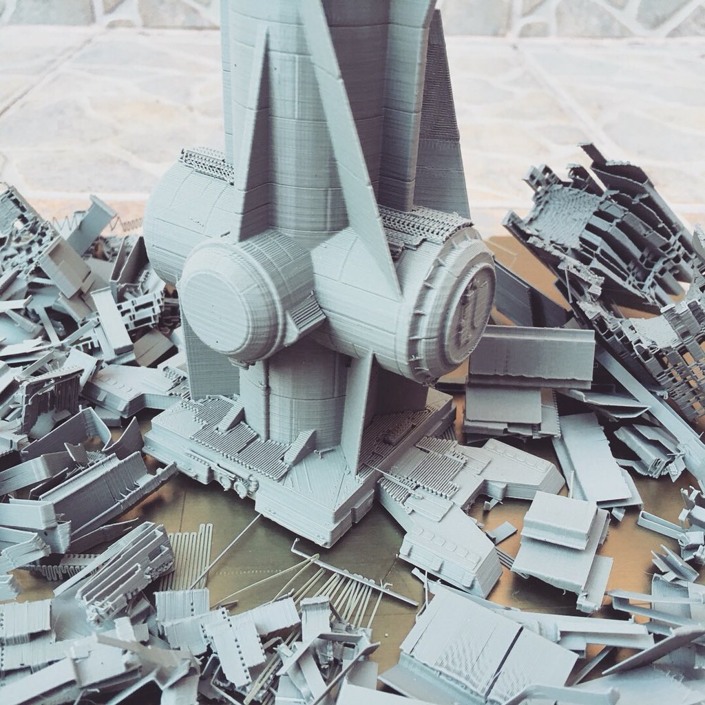 grafitomi's tweet photo. Corellian Corvette CR90 ready #StarWars #3dprinted #lotsofsupport @3DPrinTek Fillamentum Concrete Gray PLA @Fillamentum https://t.co/XztyFP7Kp1