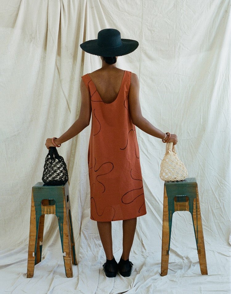 ChelseaBravo's tweet photo. The Keïta summer dress crafted in a light weight organic cotton • Find them in spicy cinnamon and chilli online 〰️ https://t.co/zAVGH5fCc0