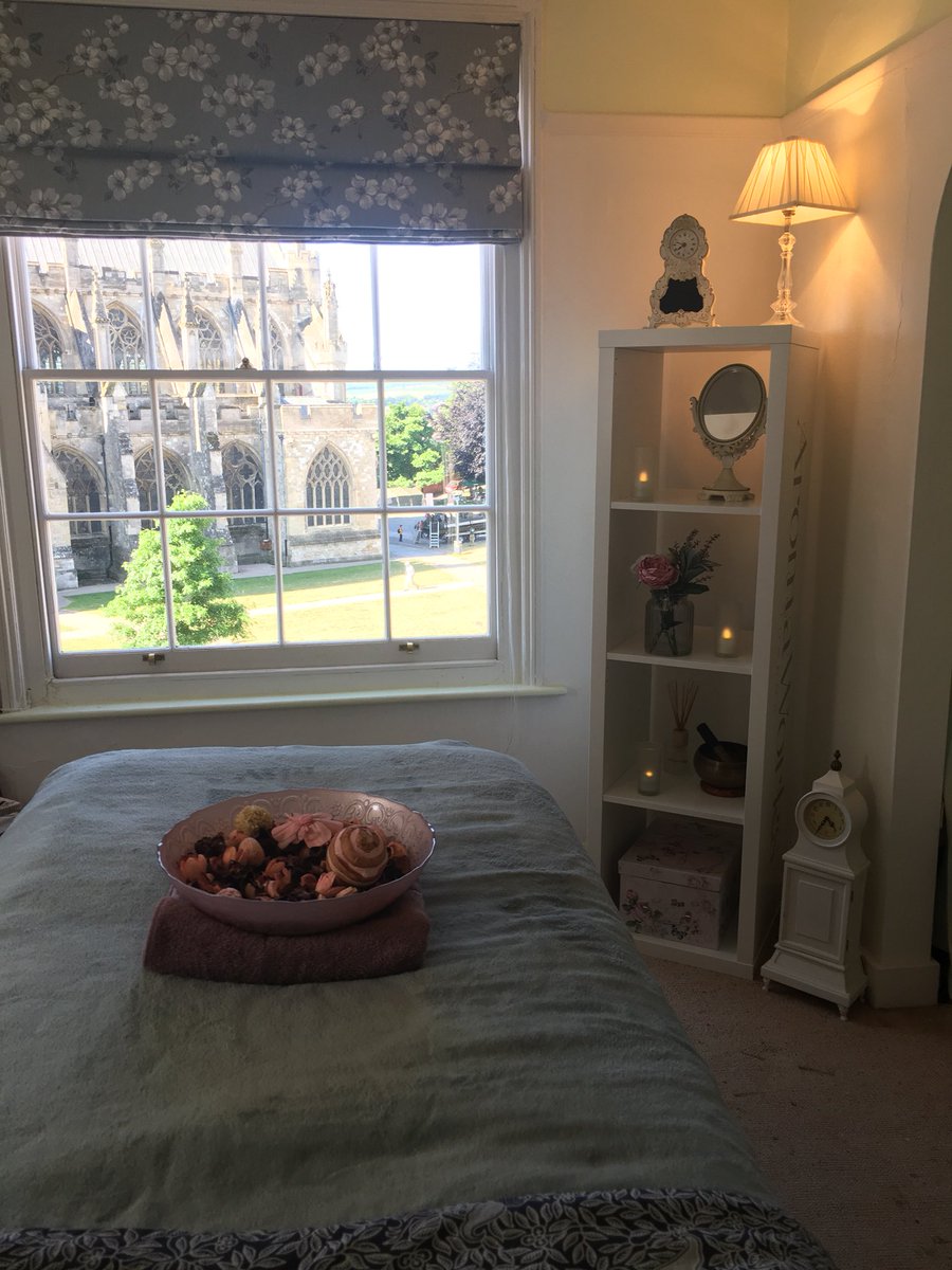 Purityspaexeter's tweet photo. Who’s enjoying the incredible weather? We are loving our views from Purity Spa today #exeterspa #exetercathedral https://t.co/3fn1sJgVxO