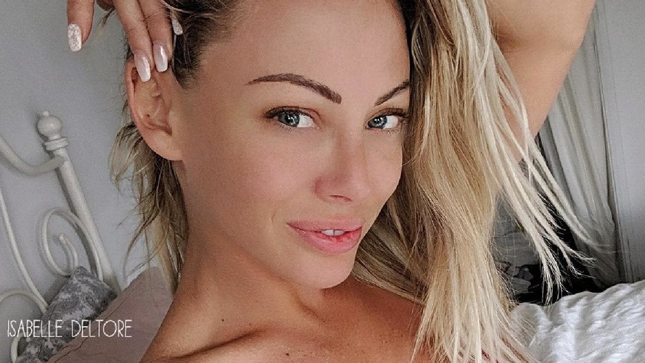 news.com.au auf X: „Isabelle Deltore: The prison officer who became a porn  star t.coznQ3NXpm6e t.cozb09fRIRBo“  X