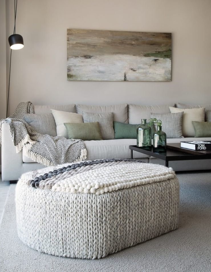 A Contemporary Home Near Barcelona: Interiorismo Casa En Vilassar de Mar by VIVE ESTUDIO  interior-design-news.com/017/03/24/inte… #interiordesign