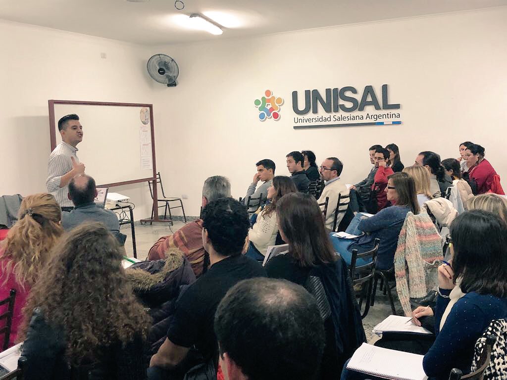 MandolesiBurgos's tweet image. En un sábado mundialista: Continuamos con el Diplomado en Políticas Publicas organizado x @acepnacional @KAS_Argentina y @unisalAR junto al Lic @LeandroGraglia