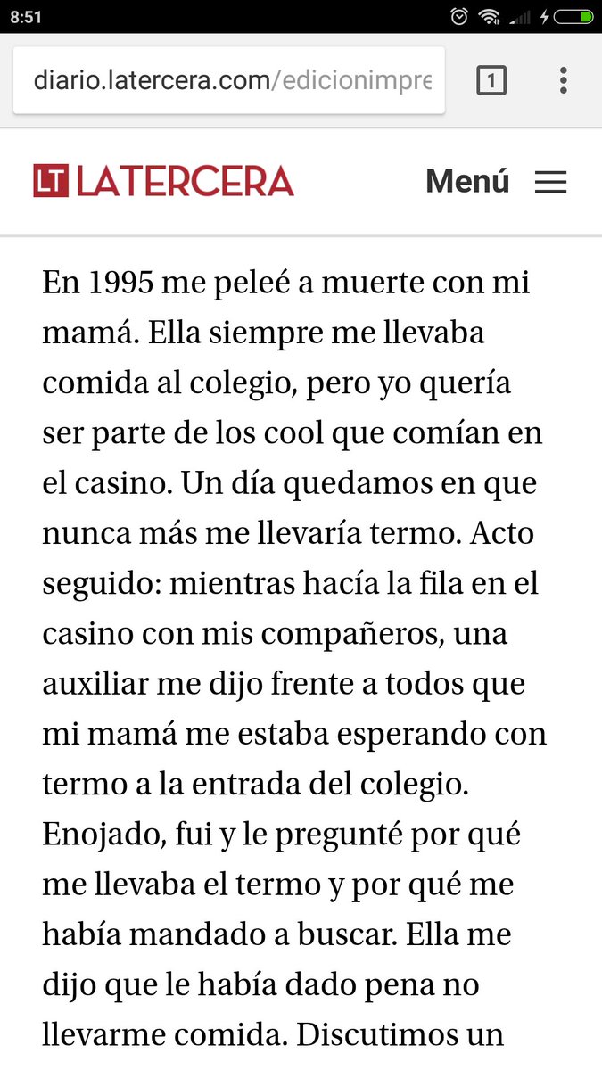 AnotherCamilo's tweet image. Me preguntó si la madre de Nicolás López estará entre quienes lo acusan de abuso o maltratos. Una vez el cineasta le dió vuelta un termo en su cara porque según López "lo dejaba de mamón ante los bacanas del curso". El hijo del año.