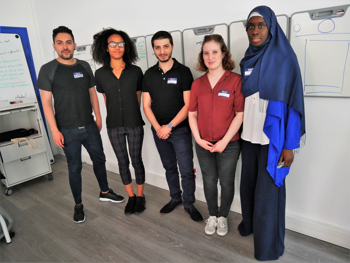CapEdFab's tweet photo. .#Portraitdequipe #DigitalentsInSSD L'équipe "HEI!" présente DONA une app qui gère les relations entre bénévoles & coordinateurs pendant les #JO #SeineSaintDenis2024 #INSeineSaintDenis #FuturesOFF https://t.co/kir1PqCZVh