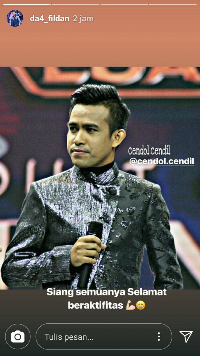 Kalo kamu jadi senar gitar, aku gak mau jadi gitarisnya. Karena aku gak mau mutusin kamu.. :)

#FildanDiBintangPantura5