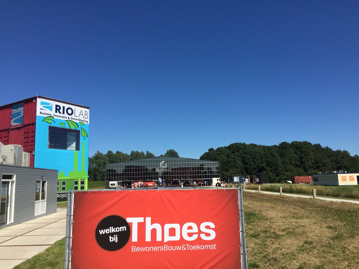 SanderWubbolts's tweet photo. Wie heeft het meest innovatieve idee? Nu start  @EBGroningen pitch bij @THOES_Groningen @TNO_nieuws @bnlrn @BouwendNL https://t.co/34Evjk0trS