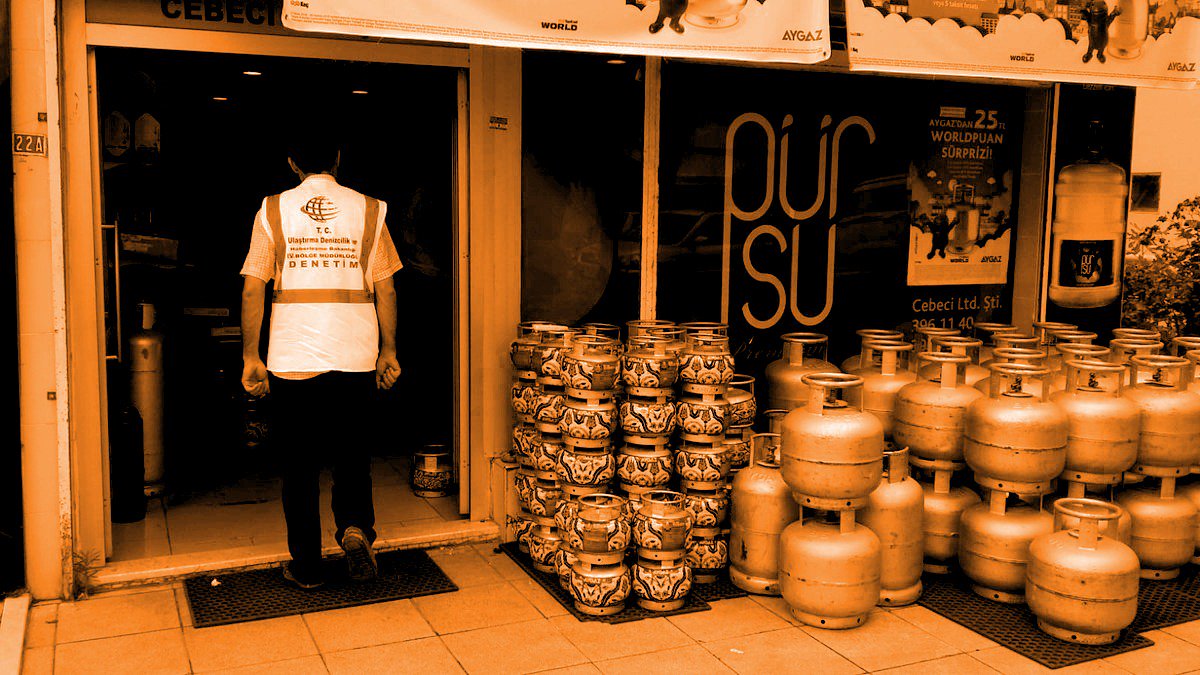 Bursa IV. Bölge Müdürlüğü Personellerince Balıkesir İli Susurluk, İvrindi, Edremit İlçelerinde Tehlikeli Madde İşletmelerine yönelik denetimlere devam edildi. 👍
📞0224 245 86 43 
#tmgd #tmgduzmanı #tmgddanışmanlığı