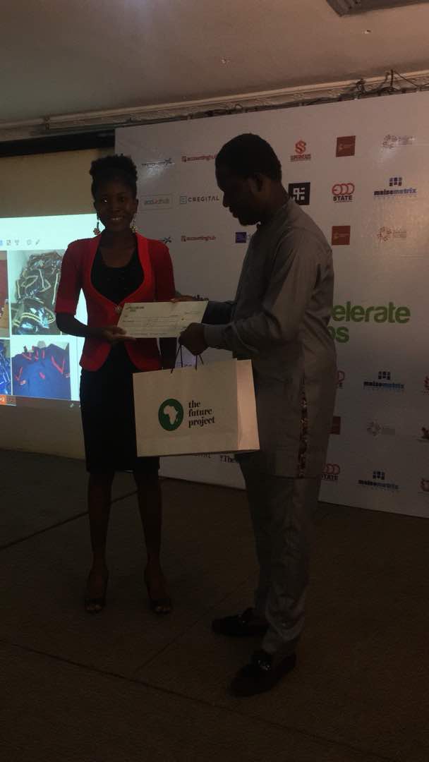 WhistleTalks's tweet photo. Overall winner from stream 1 and stream 2 presented their certificate at the Demo Days Lagos organized by @MicrosoftNG and @TFAAfrica!
#AccelerateLabs #SparkForGrowth https://t.co/IxQxemqltP