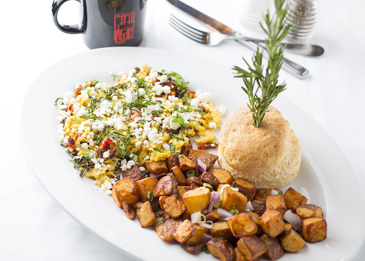 HashHouseChi's tweet image. Don't let last night leave you scrambled today. #HangoverCured