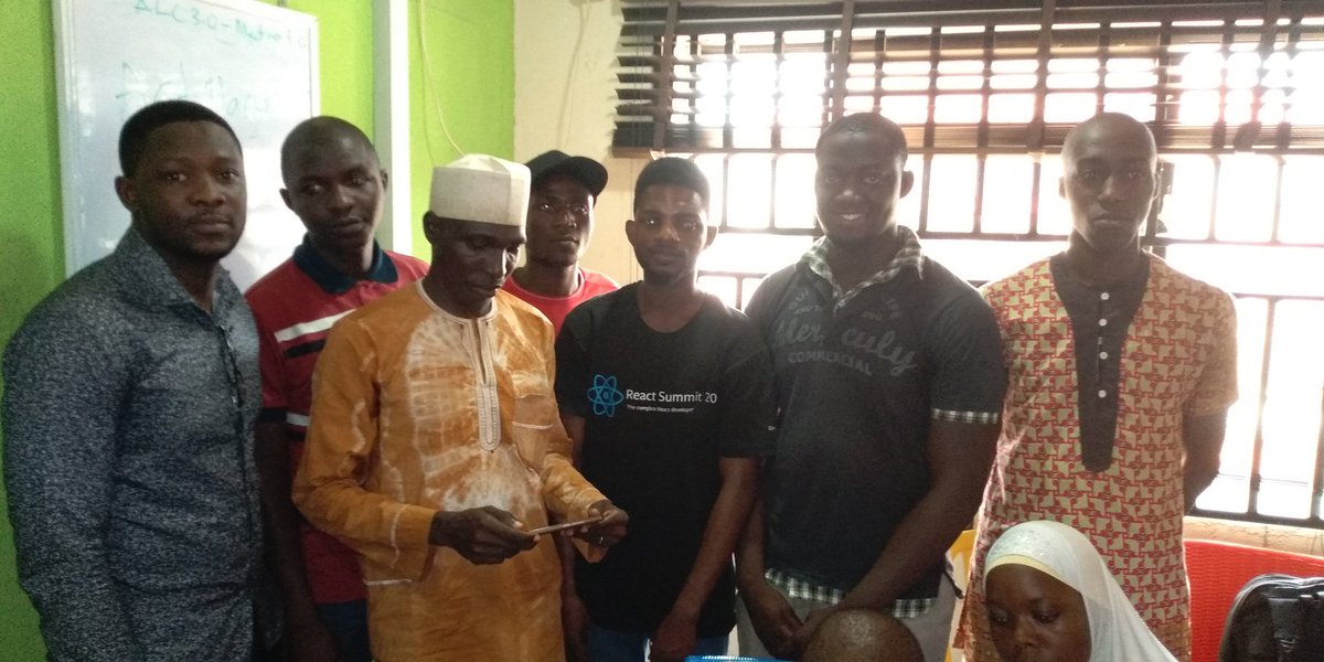 muftyoftech's tweet photo. Team 4: Web Ninja

Project: Random Quote Generator

Description: Generates new quote every 30 seconds and included is a tweet button to directly tweet the quotes with offline functionality.

@CodeBloodedBee 
@foundershubng 
@Andela_Nigeria 
@AlcKwara https://t.co/C5CgIbY9wk