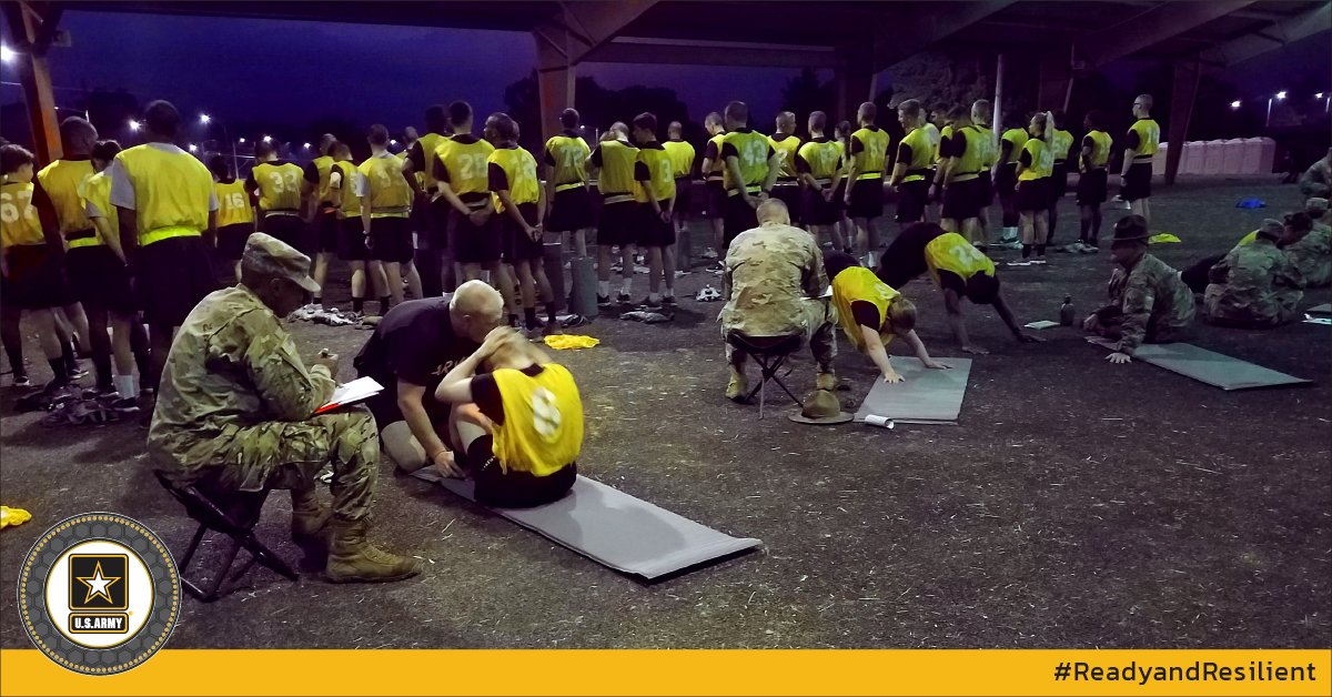 ArmyResilience's tweet image. Cadets from 3 Regiment B Company take the Army Physical Fitness Test @FortKnoxKY. #ReadyandResilient #armyrotccst #armyrotc #cadetcommand