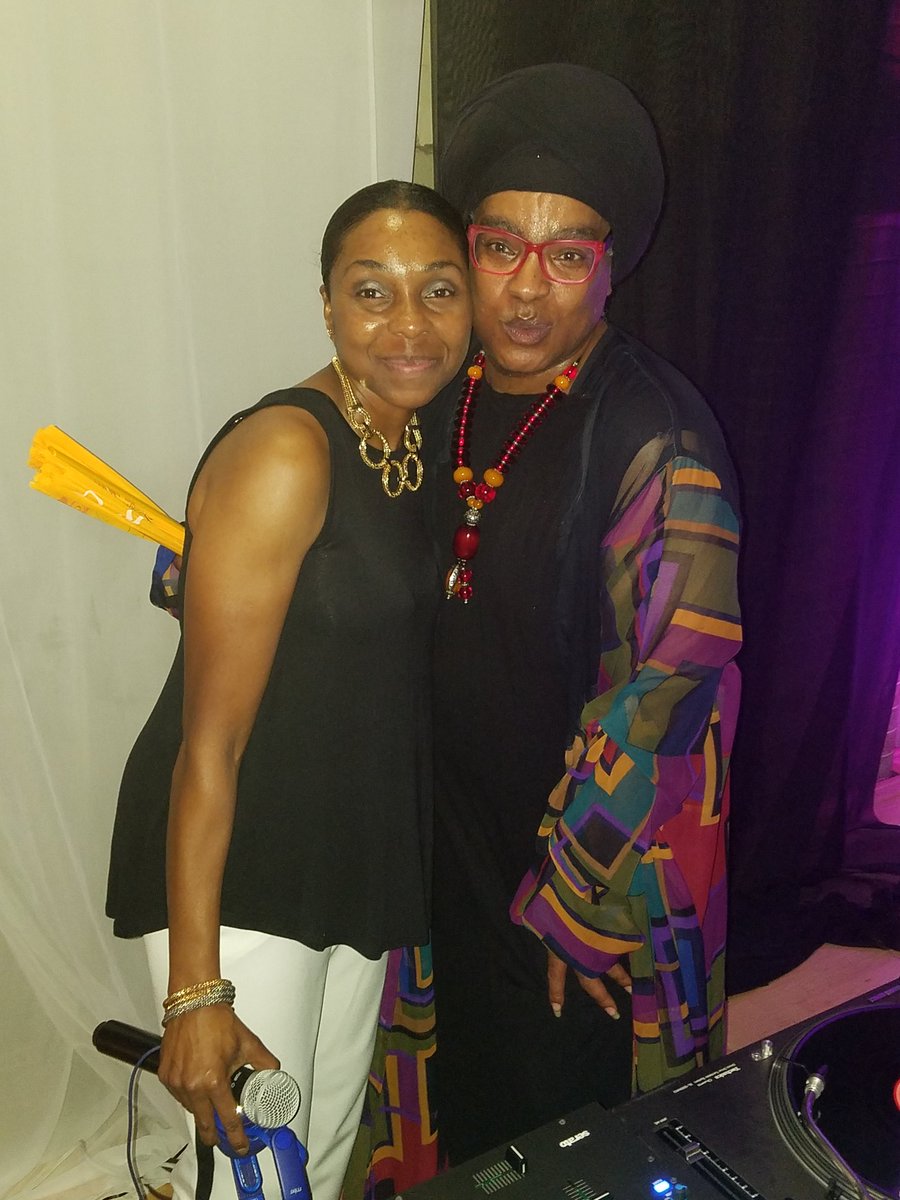RayceenHRH's tweet photo. It was a joy working with the super talented #Nonchalat last night at #pridehasnoage Terrific Inc. event sponsored @DCAgingNews https://t.co/FwWy0a2tDR