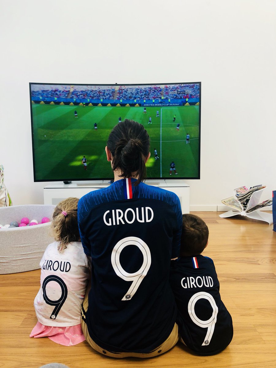 jen giroud tweet media