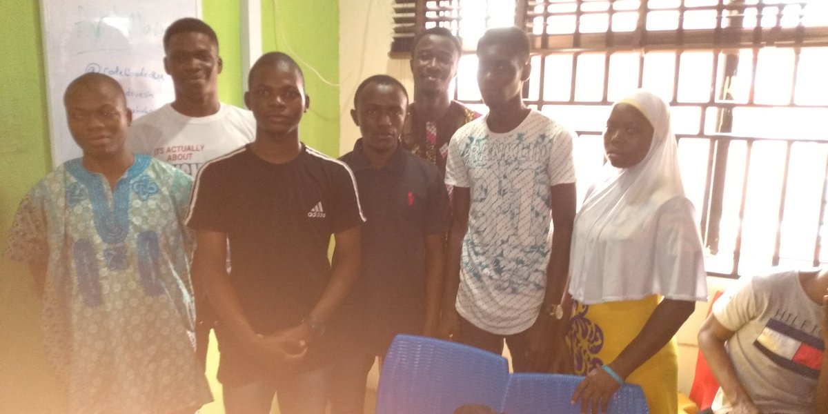 muftyoftech's tweet photo. Team 5: Interlinked

Project:  Online food resturant

This website helps user to order food online on the website and also reserve seat at the preferred resturant to have a nice time 

@AlcKwara 
@CodeBloodedBee 
@Andela_Nigeria 
@Google 
@foundershubng https://t.co/b1lkDW14zv