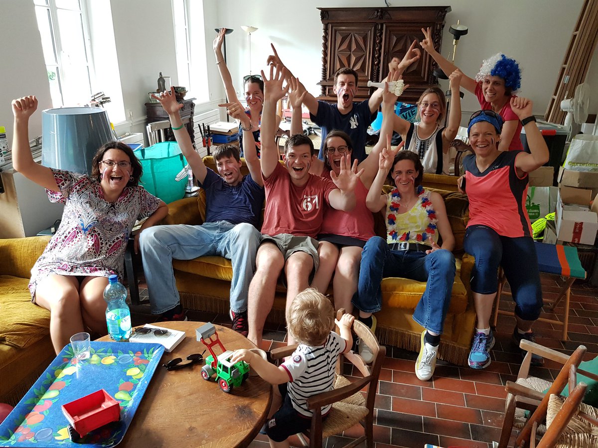 Allez les #Bleus #FRAARG 🇫🇷 🇦🇷 Pause #CoupeDuMonde2018 dans les tout derniers préparatifs du Challenge de #Bourdonné #CdB2018 #Trail #Raid #Rando #DefisFranciliens #Yvelines #Rambouillet