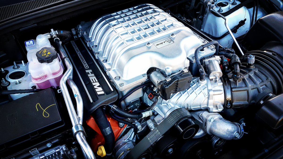 pmonroyc's tweet image. No hay mejor estimulante para iniciar el día que desayunar 707 caballos de fuerza servidos en una @JeepMx #grandcherokee #trackhawk @MoparMexico @FCAMexico #hemiengine #hemipower