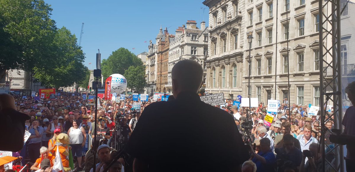 Jeremy Corbyn tweet media